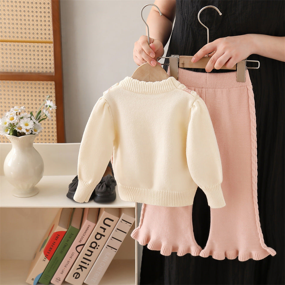 Cute Baby 2-Piece Knitwear Set – Cream Pullover with Pink Suspender Vest & Pants
