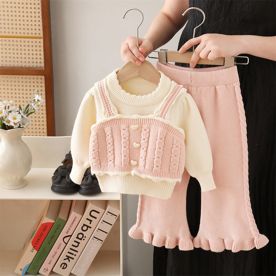 Cute Baby 2-Piece Knitwear Set – Cream Pullover with Pink Suspender Vest & Pants