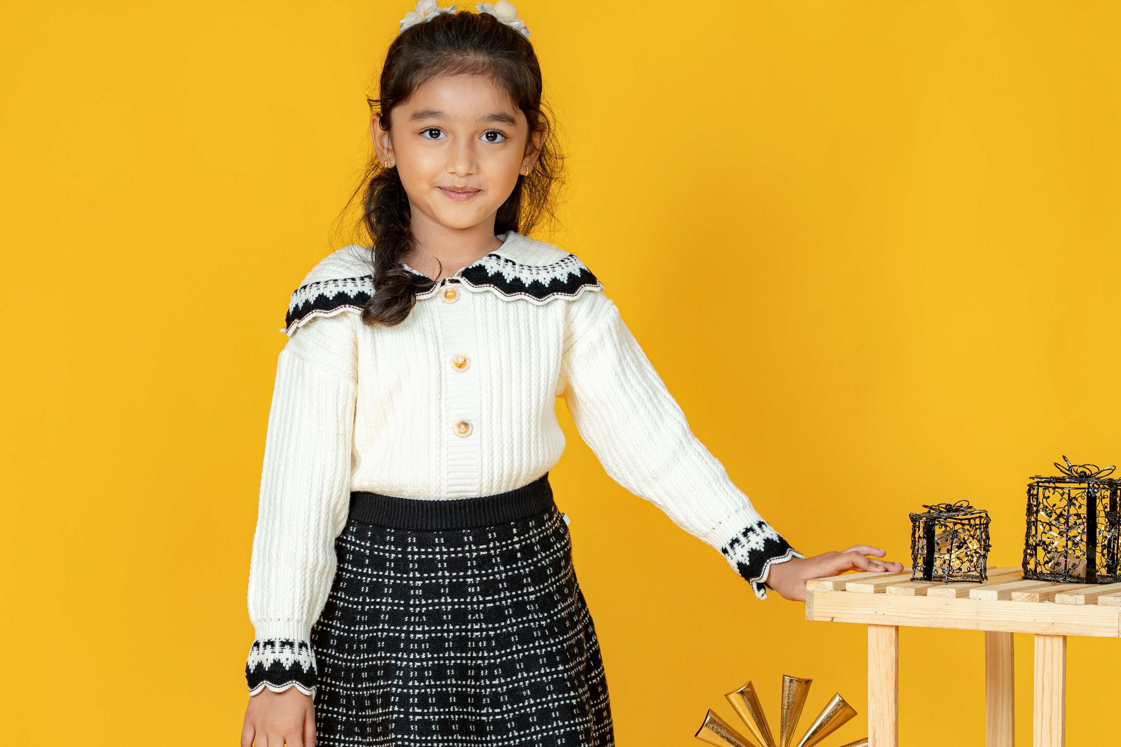 GIRL'S SKIRT SWEATER SET